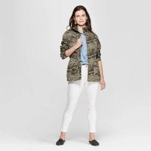 Women's Camo Print Utility Jacket Size M
